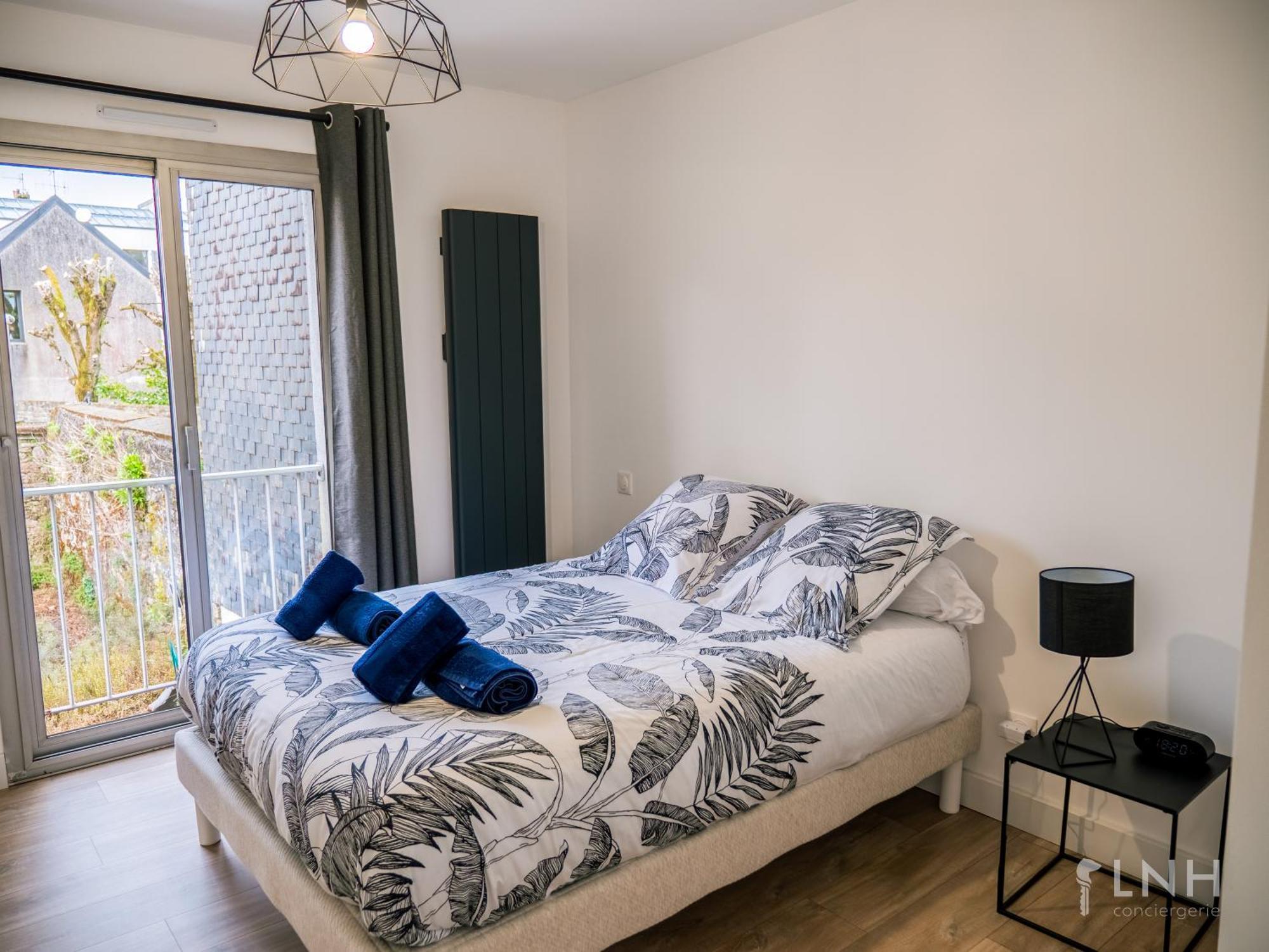L'Appartement De Jeanne Quimper Exteriör bild
